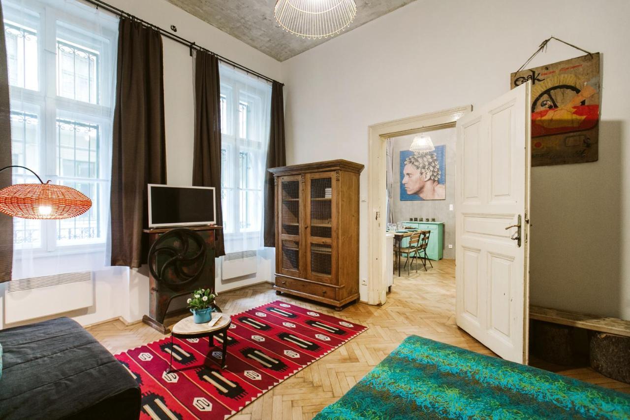 The Art Of Home Βουδαπέστη Εξωτερικό φωτογραφία